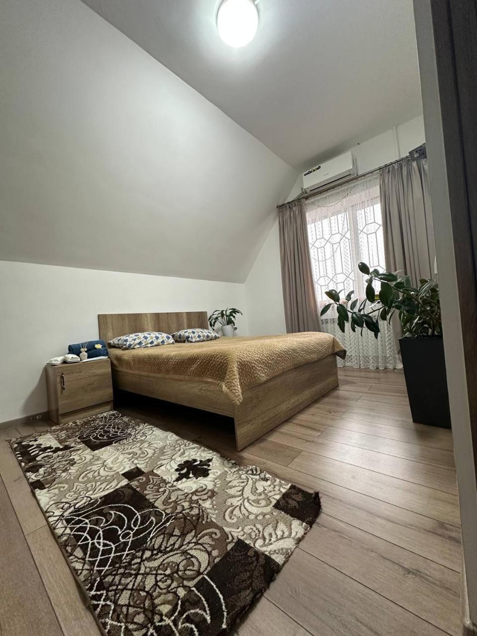 Amanat Guest House Bishkek Exterior photo