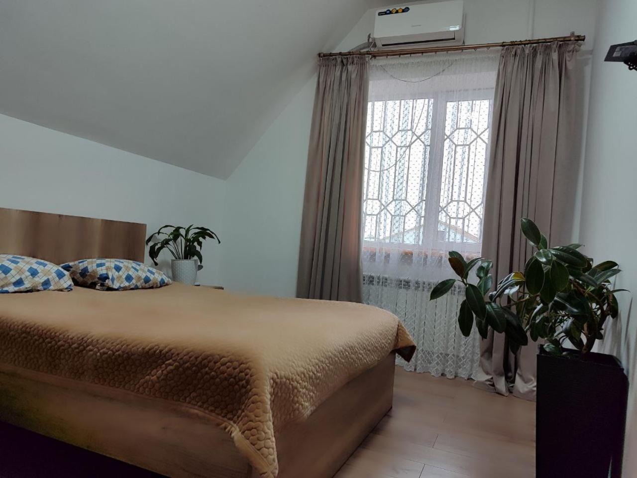 Amanat Guest House Bishkek Exterior photo