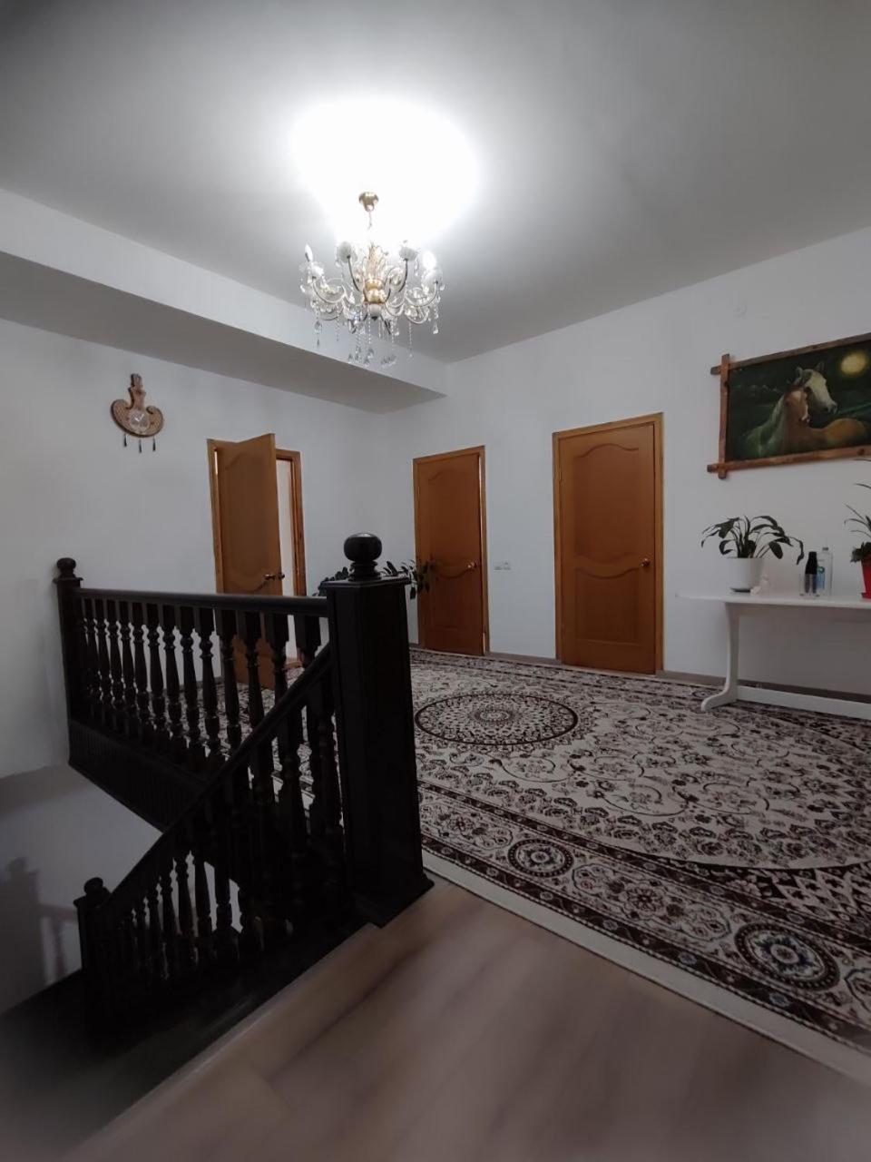 Amanat Guest House Bishkek Exterior photo