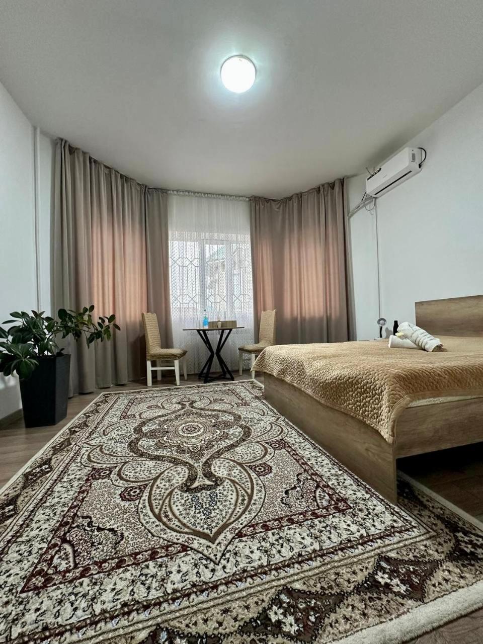 Amanat Guest House Bishkek Exterior photo